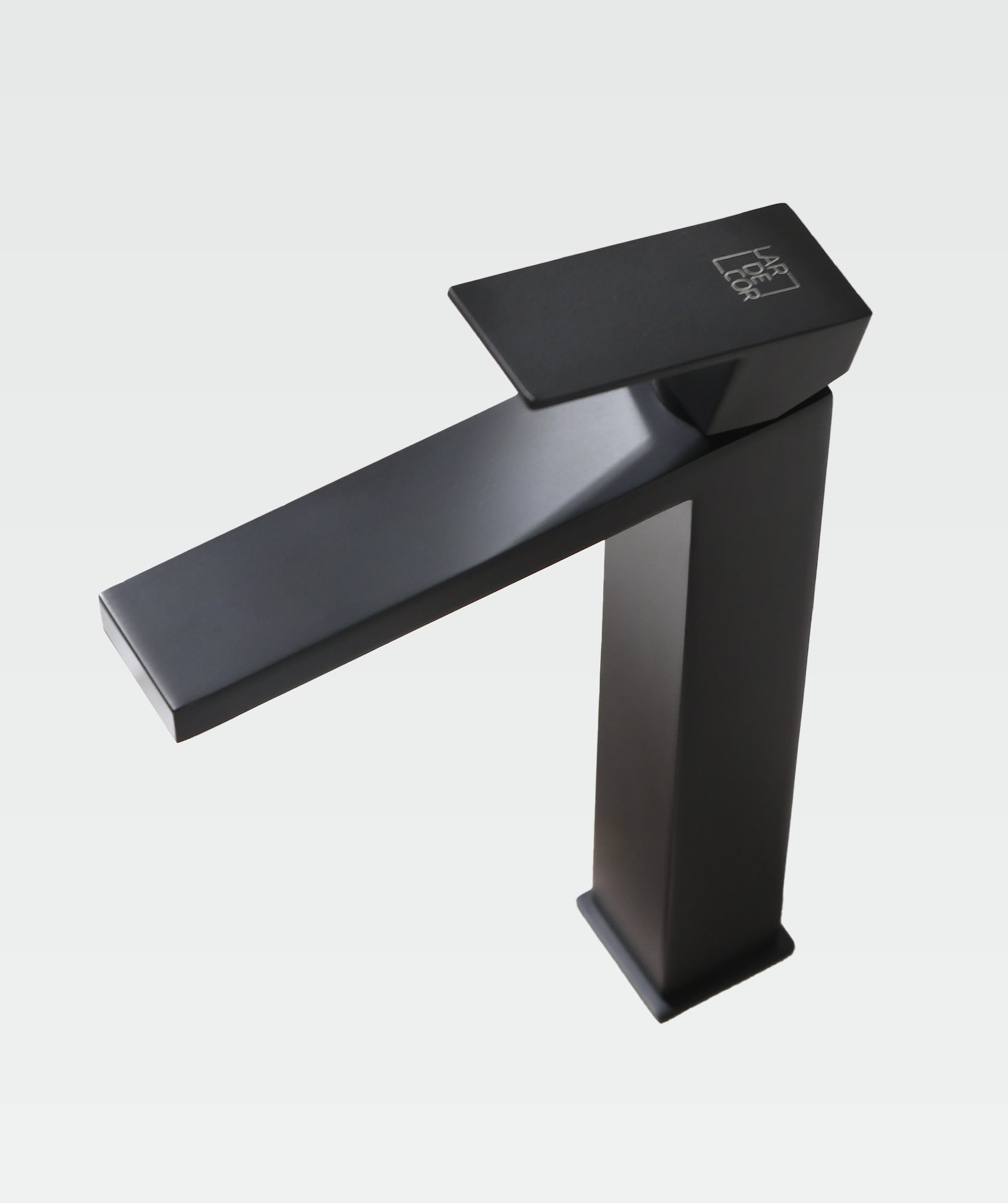 Grifo de Lavabo para Agua Fría y Caliente (Tamul negro+)