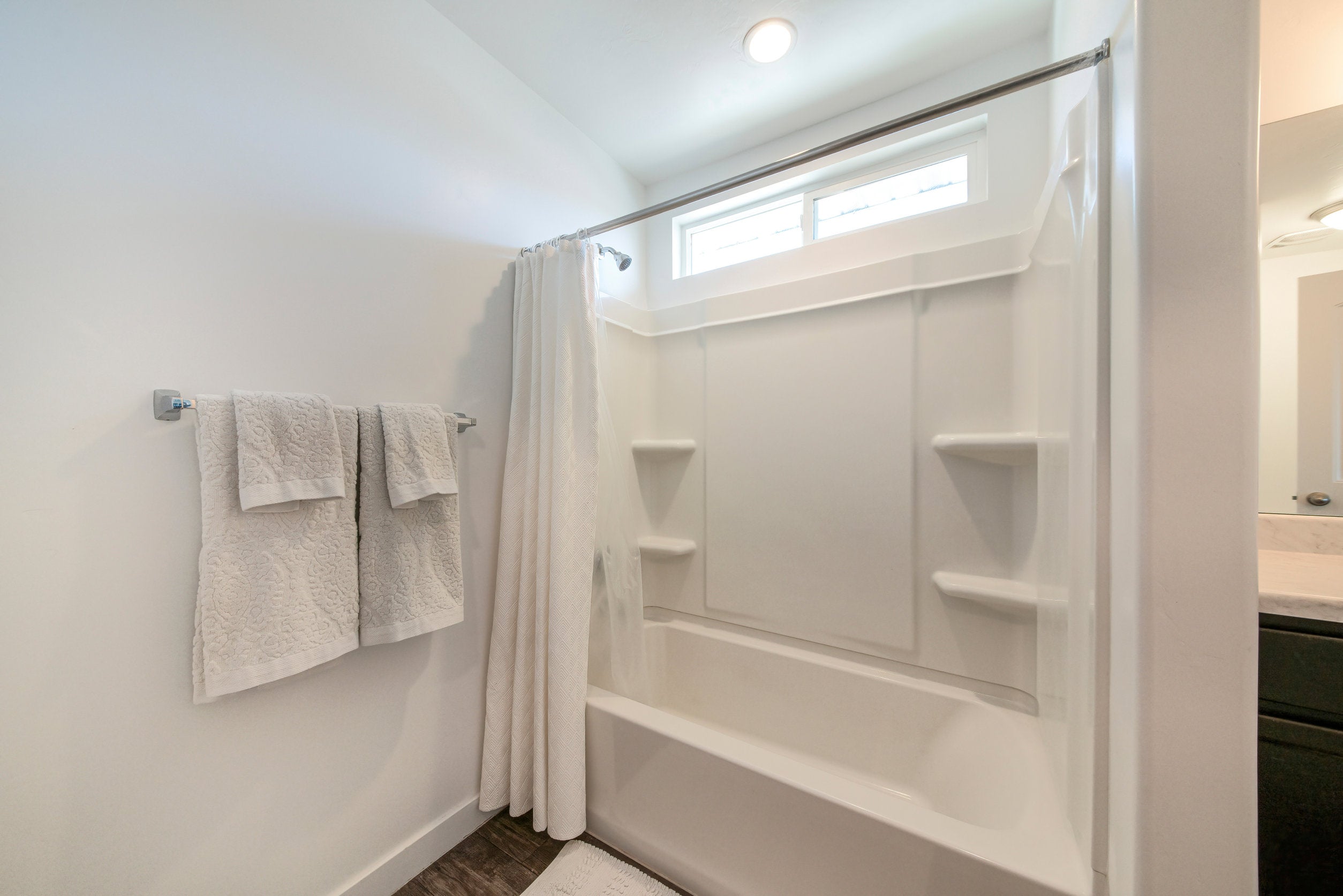 Lo que debes saber antes de comprar una cortina de baño