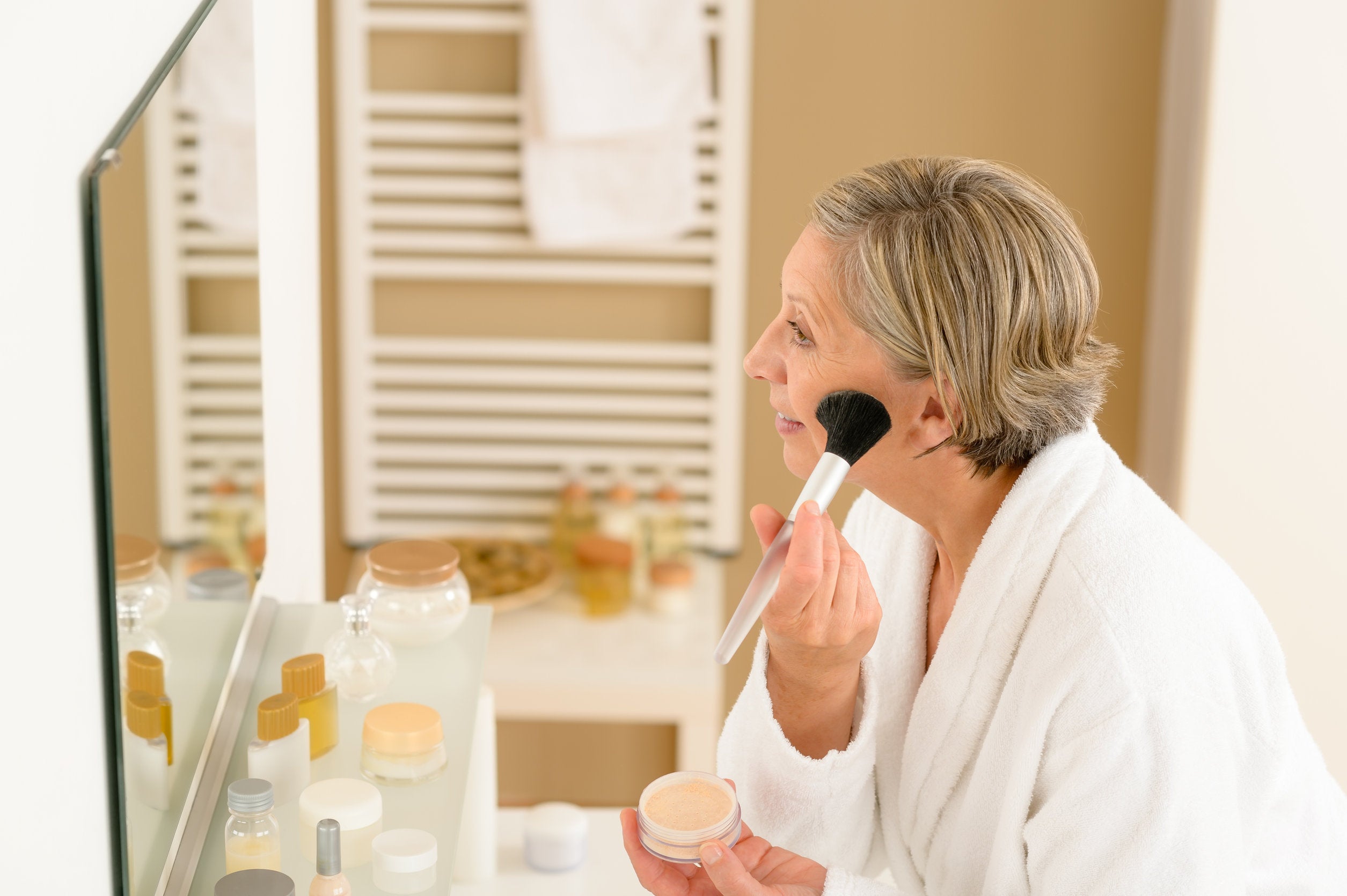 9 cosas que no deberías guardar en el baño